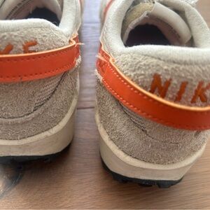 Nike Womens Vintage Style Sneakers in Beige and Orange